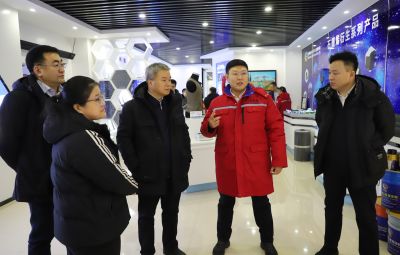 中国建设银行黑龙江省分行党委书记、行长王东一行到pg麻将胡了走访调研